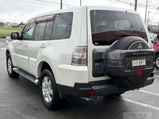 2007 Mitsubishi Pajero