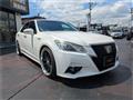2013 Toyota Crown Hybrid