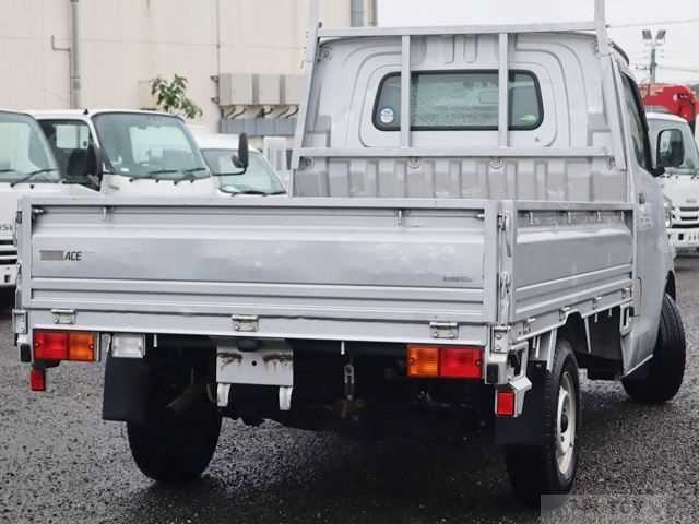 2013 Toyota Townace Truck
