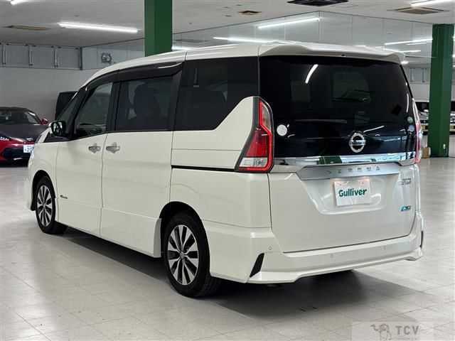 2017 Nissan Serena