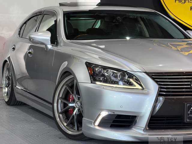 2012 Lexus LS