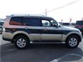 2006 Mitsubishi Pajero