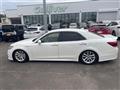 2013 Toyota Crown Hybrid