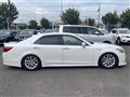 2013 Toyota Crown Hybrid