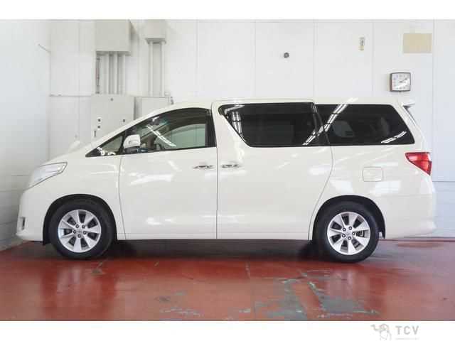 2012 Toyota Alphard
