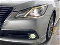 2013 Toyota Crown Hybrid