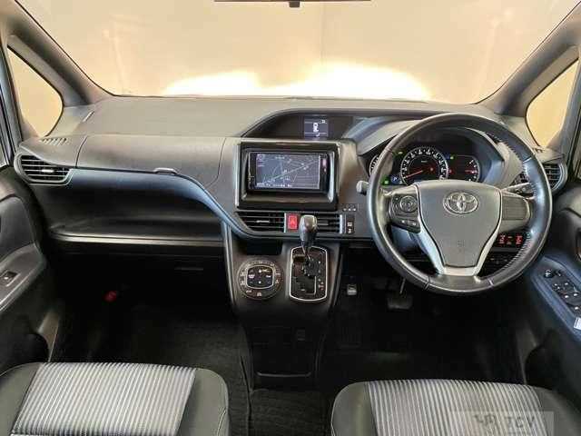 2014 Toyota Voxy