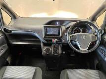 2014 Toyota Voxy