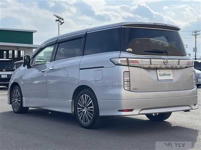 2015 Nissan Elgrand