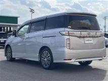 2015 Nissan Elgrand