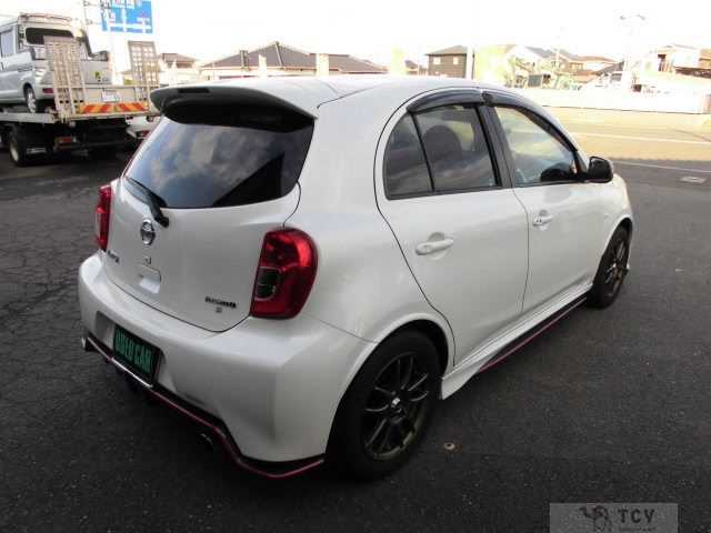 2016 Nissan March