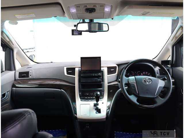 2013 Toyota Vellfire