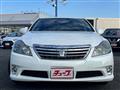 2012 Toyota Crown Hybrid