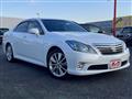 2012 Toyota Crown Hybrid
