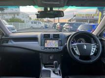 2012 Toyota Crown Hybrid