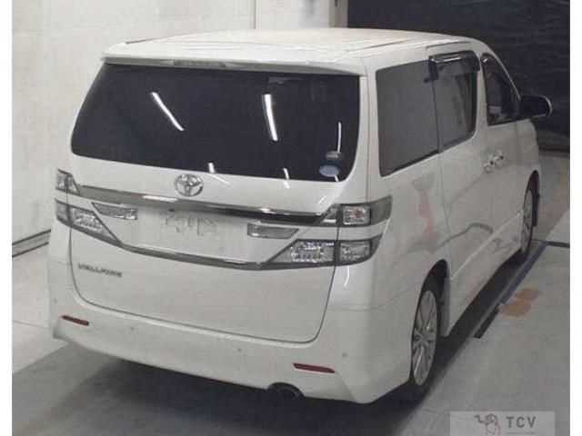 2013 Toyota Vellfire