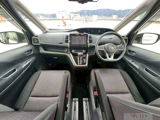 2017 Nissan Serena