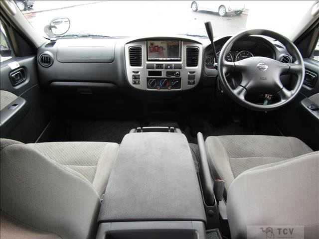 2011 Nissan Caravan Coach
