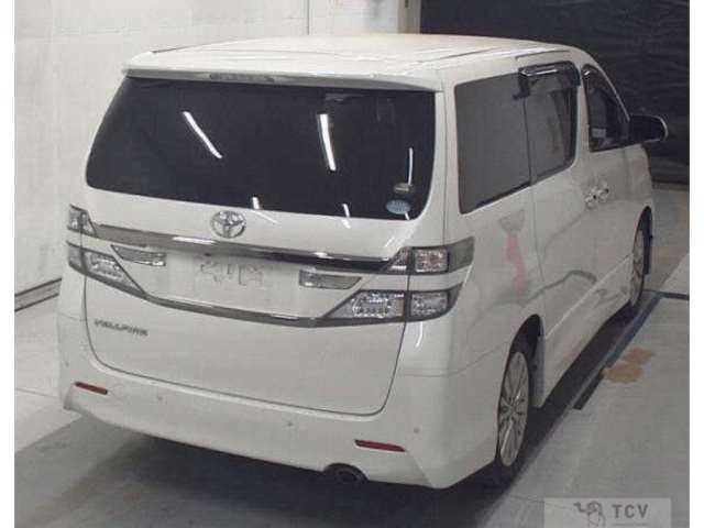 2013 Toyota Vellfire