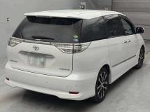 2013 Toyota Estima