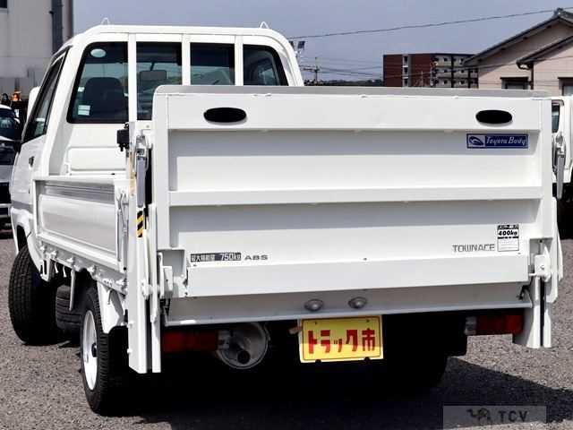 2004 Toyota Townace Truck