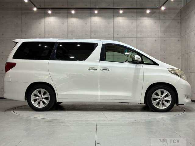 2008 Toyota Alphard
