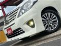 2012 Toyota Alphard