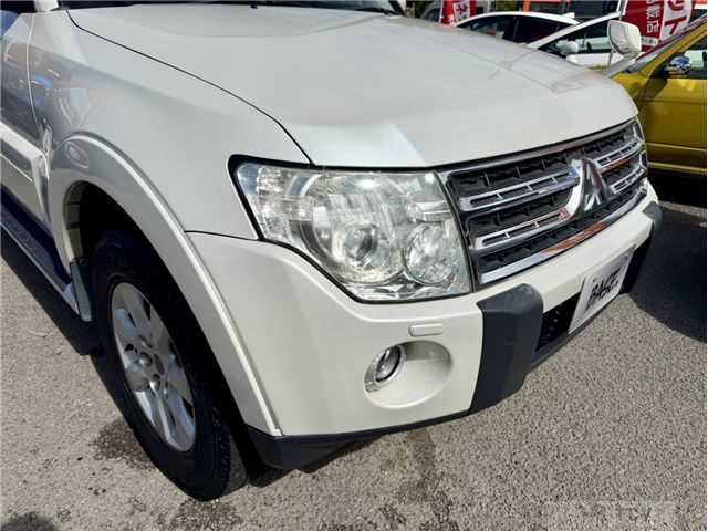 2009 Mitsubishi Pajero