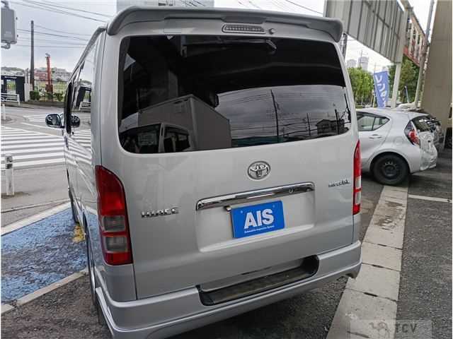 2008 Toyota Hiace