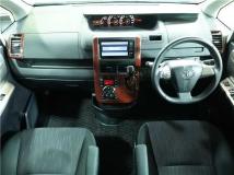 2012 Toyota Noah