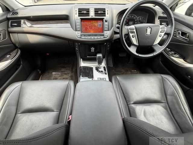 2010 Toyota Crown