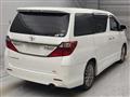 2013 Toyota Alphard