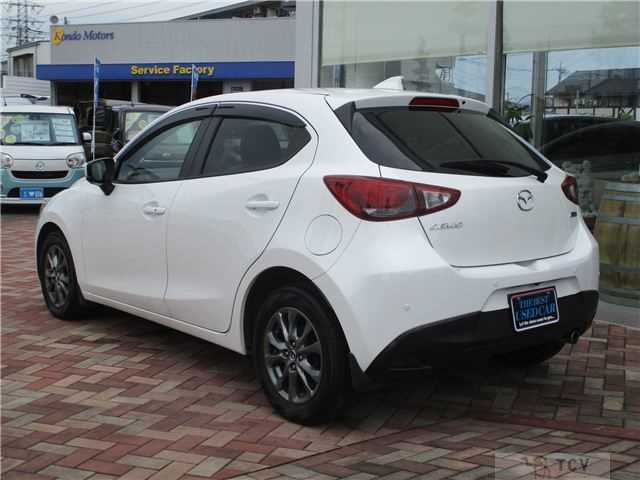 2019 Mazda Demio