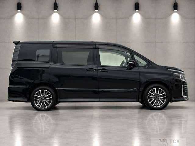 2014 Toyota Voxy