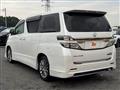 2013 Toyota Vellfire