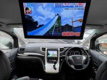 2013 Toyota Vellfire
