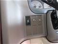 2004 Toyota Grand Hiace