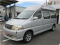 2004 Toyota Grand Hiace