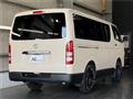 2004 Toyota Regiusace Van