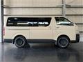 2004 Toyota Regiusace Van