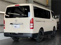 2004 Toyota Regiusace Van