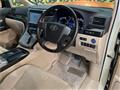 2012 Toyota Alphard Hybrid