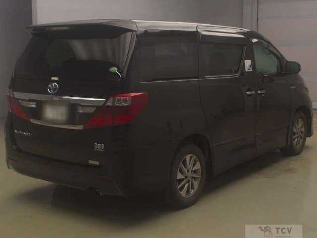 2012 Toyota Alphard Hybrid