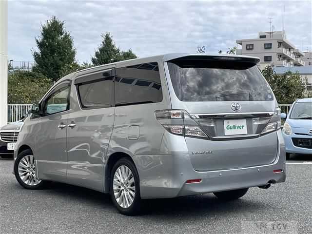 2013 Toyota Vellfire