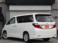 2013 Toyota Alphard