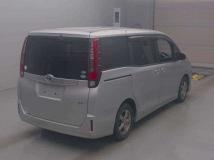 2014 Toyota Noah