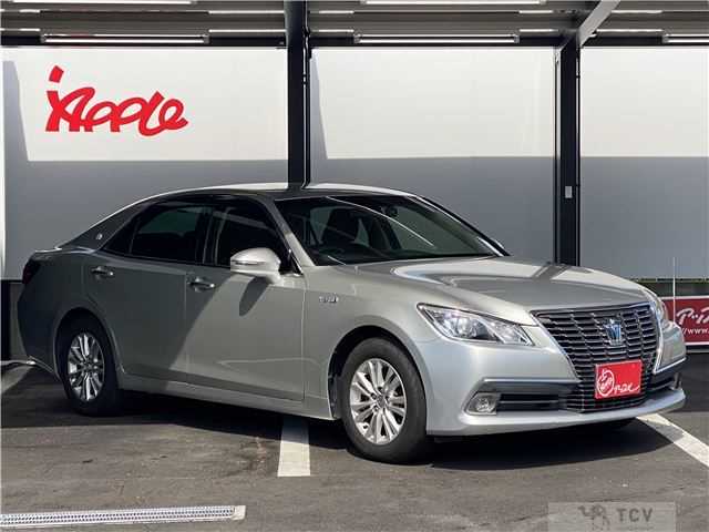 2013 Toyota Crown Hybrid