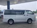 2009 Toyota Hiace