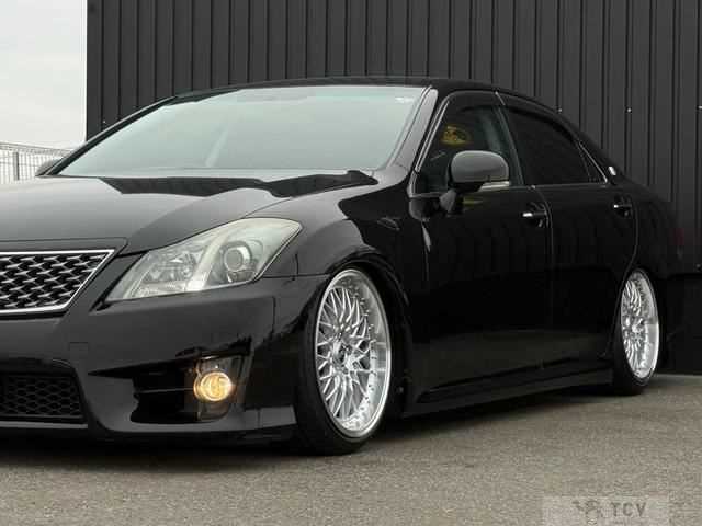 2010 Toyota Crown