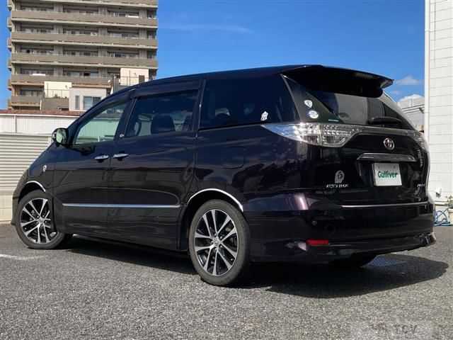 2013 Toyota Estima